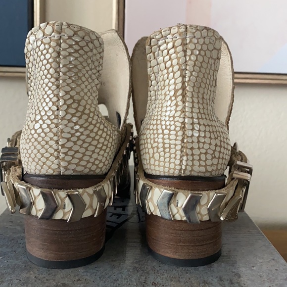 NWT Freebird White Snake Blade Size 7 - Picture 10 of 16